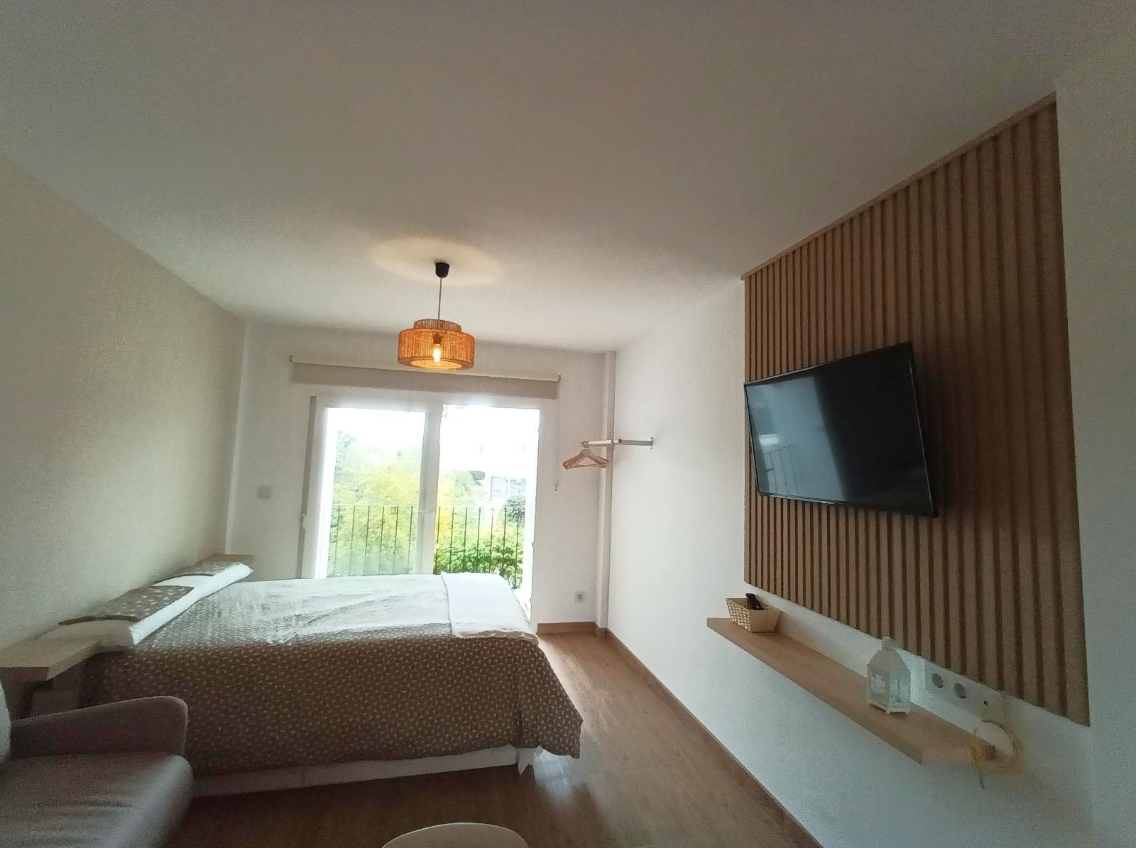 ccd518b5828943f13f83620d084b34b2 - 10