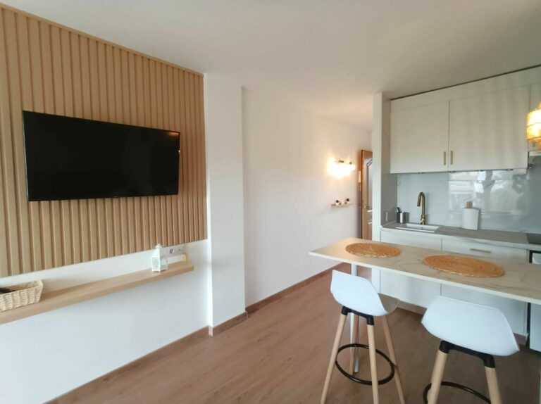 ccd518b5828943f13f83620d084b34b2 - 2