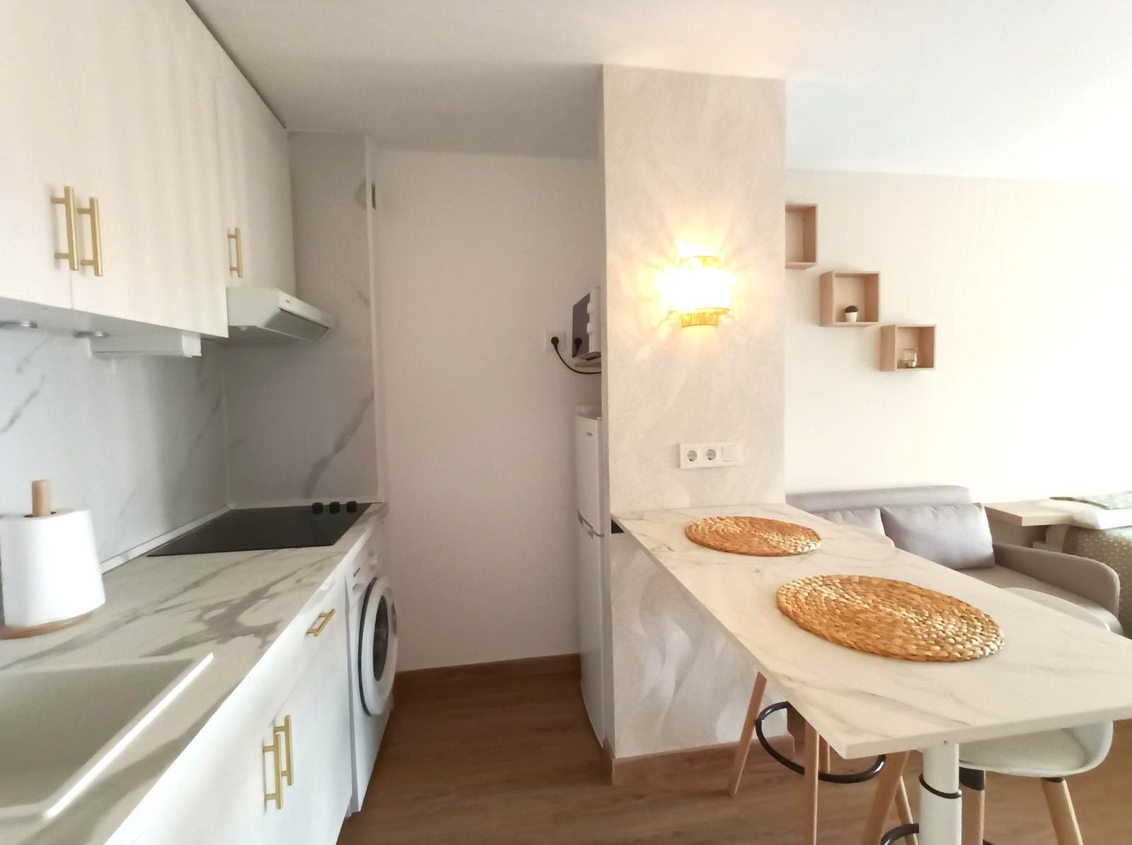 ccd518b5828943f13f83620d084b34b2 - 4