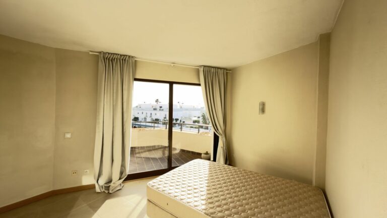 ced6d26c5f06d5a6f8f2937402cab8dc - 16