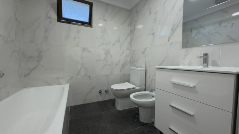 ced6d26c5f06d5a6f8f2937402cab8dc - 6