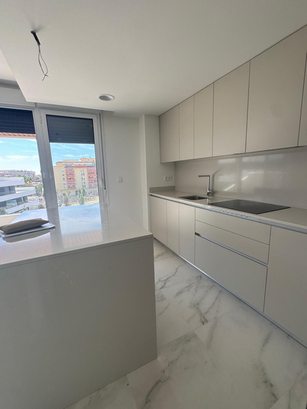 d0194ae6d8beec64c86ebb74bf6198de - 12