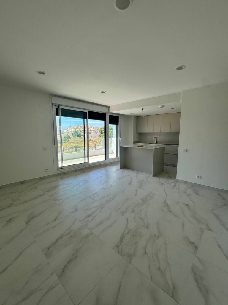 d0194ae6d8beec64c86ebb74bf6198de - 8