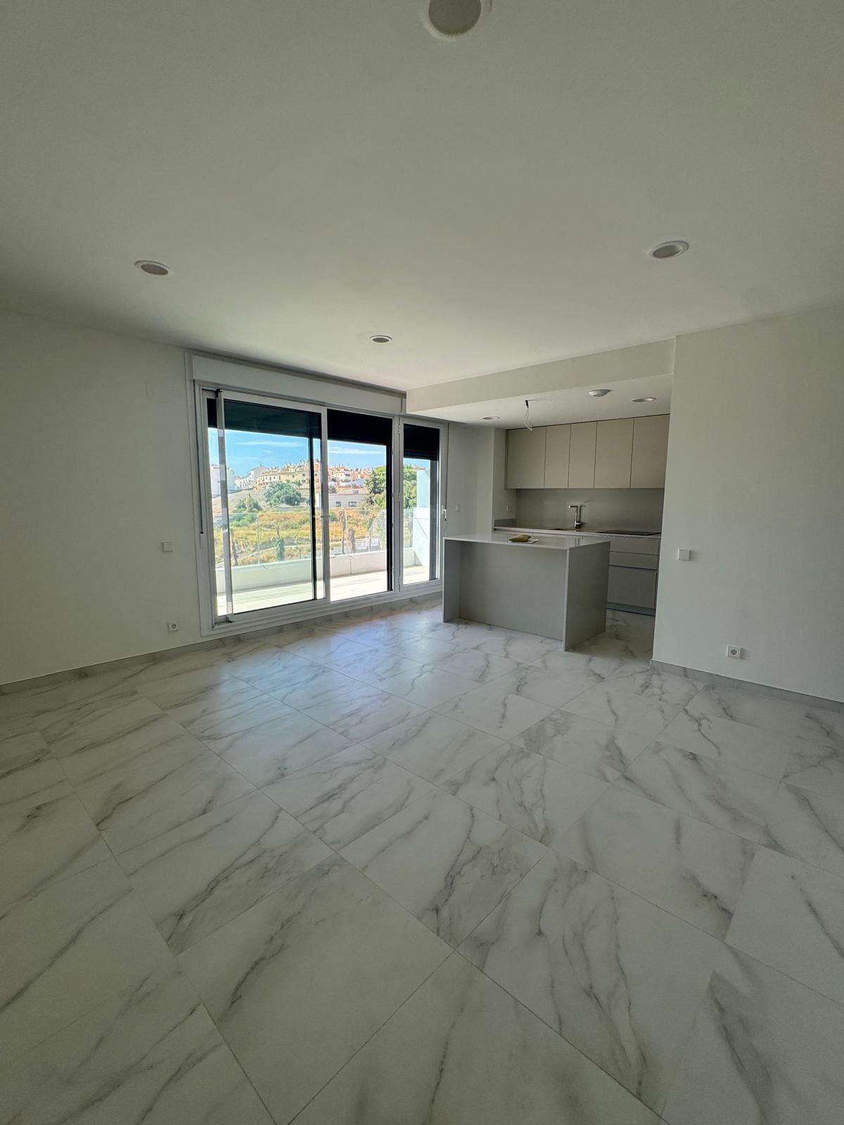 d0194ae6d8beec64c86ebb74bf6198de - 8