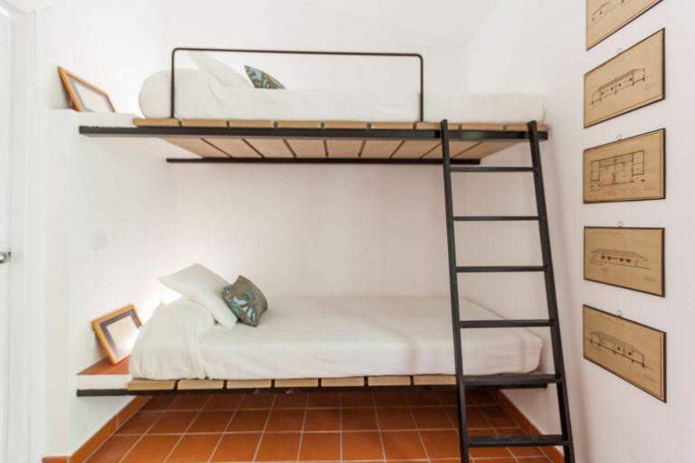 d031389866c58f4e7b0ed4b6b0f94612 - 14