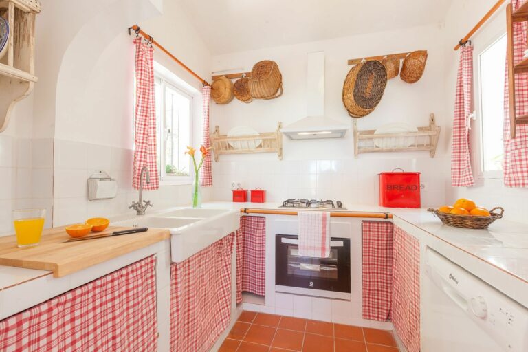 d031389866c58f4e7b0ed4b6b0f94612 - 15