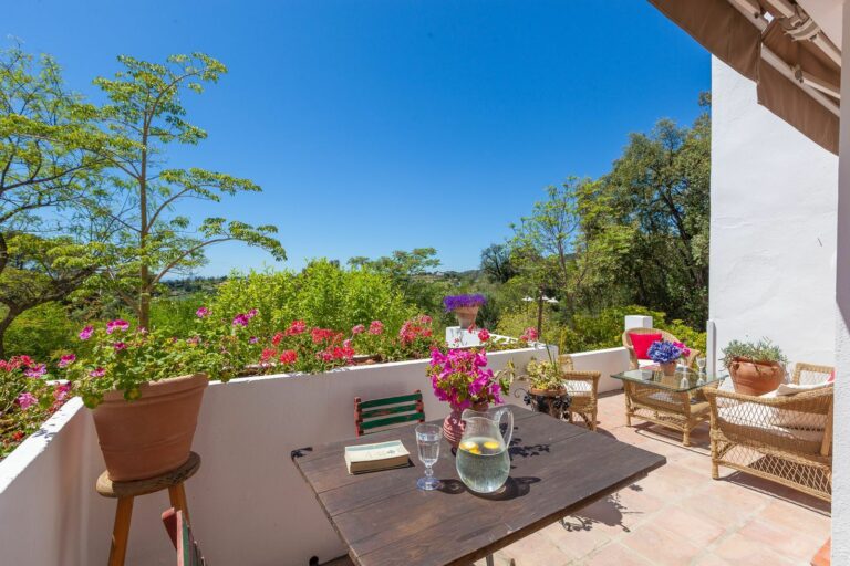 d031389866c58f4e7b0ed4b6b0f94612 - 6