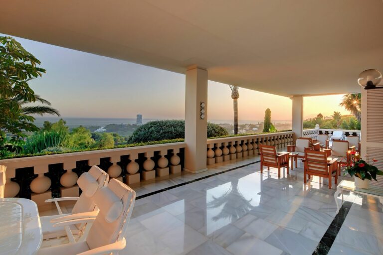 d1602eab5d33f1824af0da6a280f1ff8 - 13