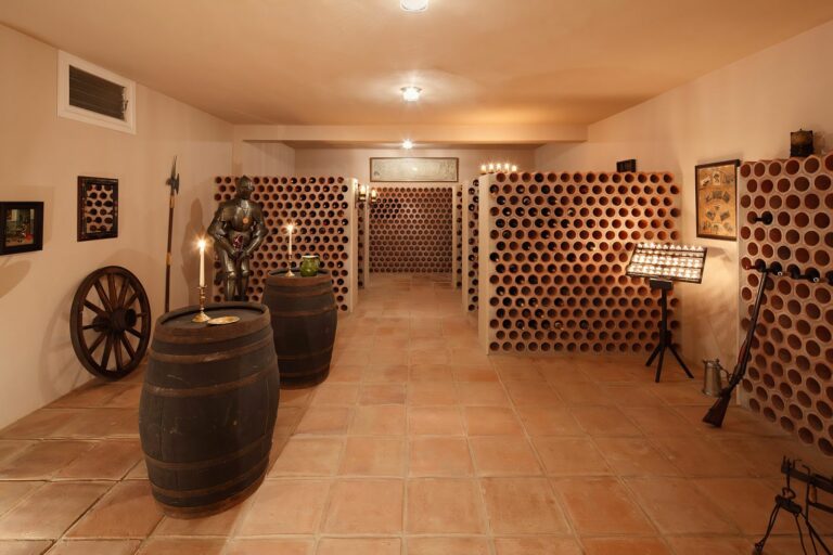 d1602eab5d33f1824af0da6a280f1ff8 - 16