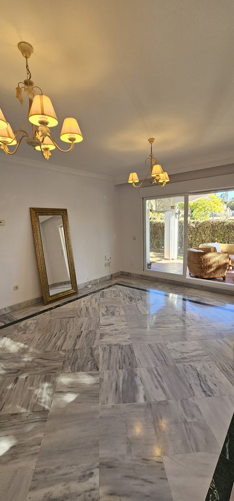 d3dfb8b995bc17853d7e2642204c395c - 6