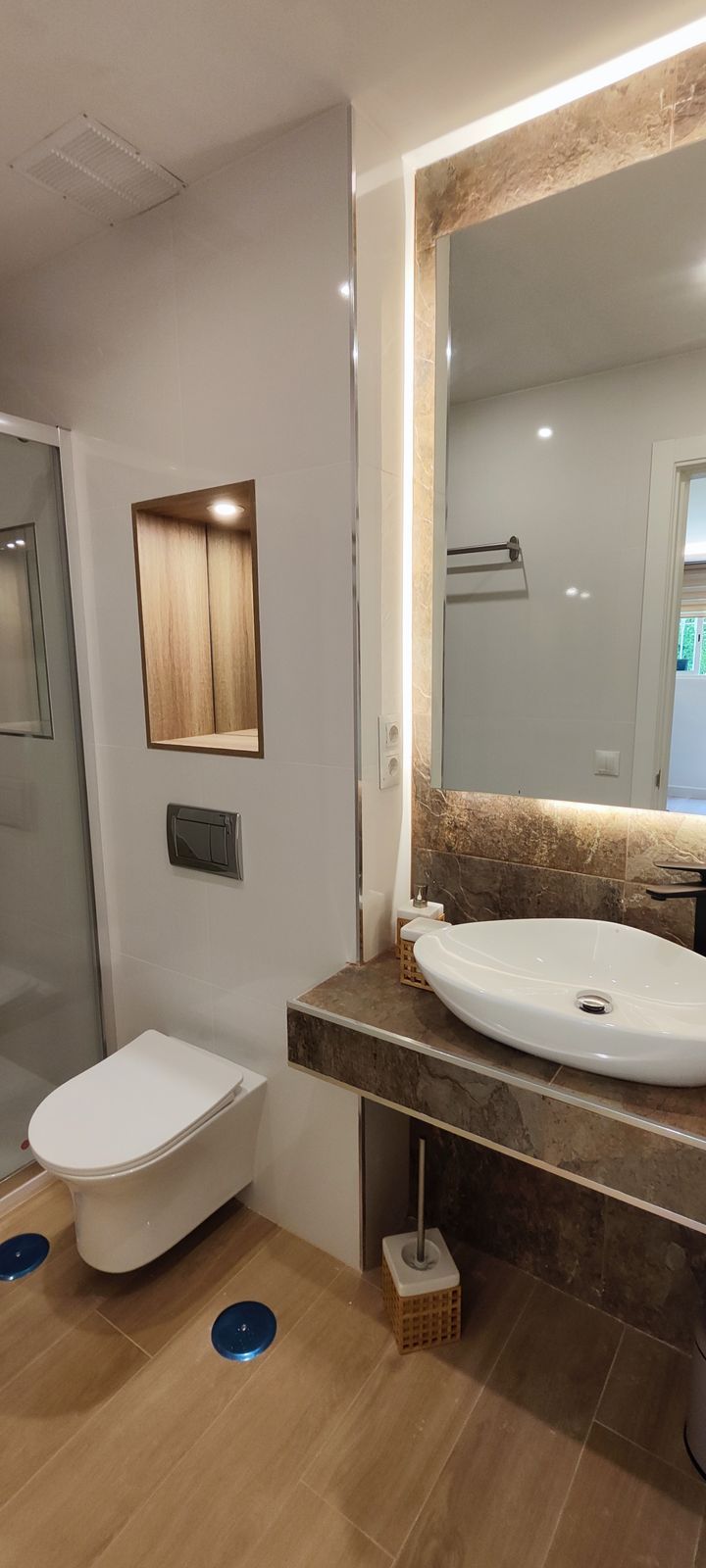 d404821f987948896433af50e3827253 - 8