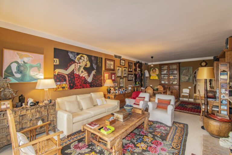 d40ca0f957db02999d57ec3fd952301b - 11