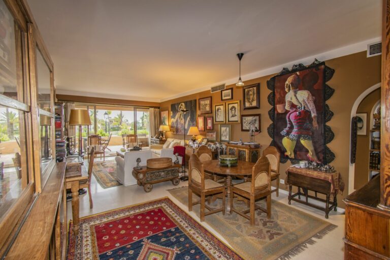 d40ca0f957db02999d57ec3fd952301b - 14