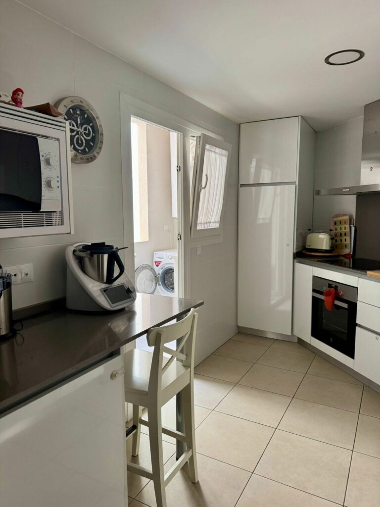 d441bb11fe38f706c304fa2bc80af409 - 10