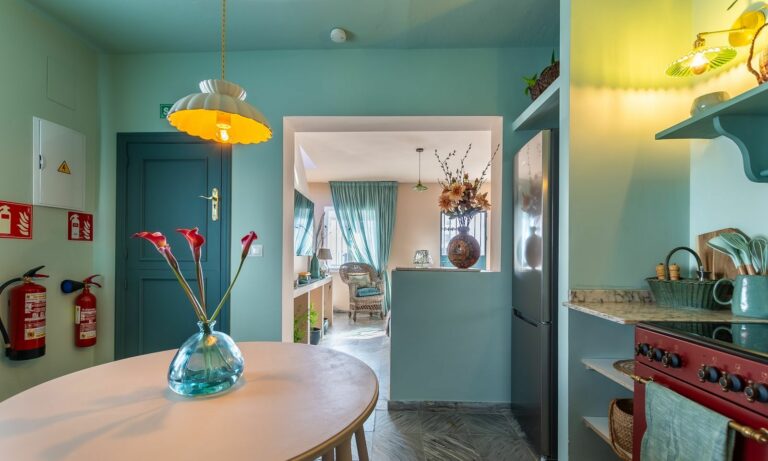 d4b8bac7d3e23c6f4269cab3321ef4c3 - 10