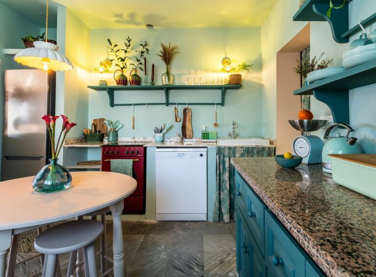 d4b8bac7d3e23c6f4269cab3321ef4c3 - 13