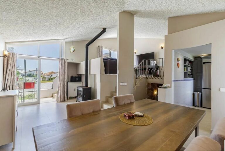 d4f79146daefaf0c3a5cacbcc7e3f301 - 4