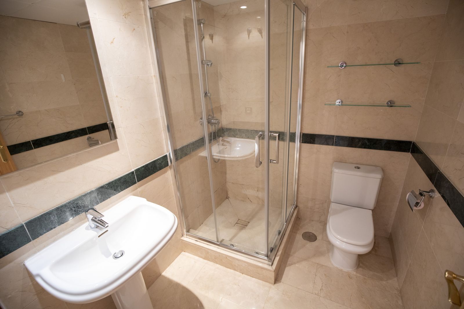 d50e6575188dcc1d4923d62038a55e29 - 9