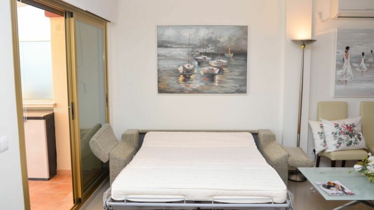 d55a475e90ec7f8b18daca9c9f80c794 - 8