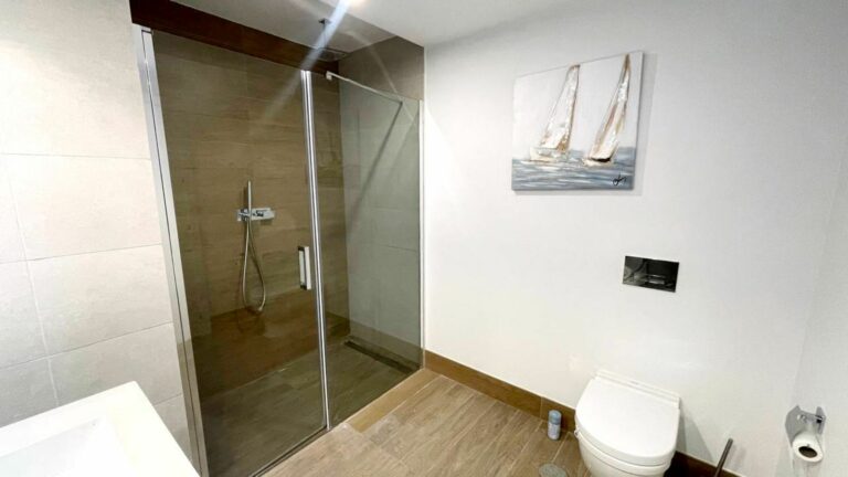 d595f3620154f2a0c246c188f7b4c276 - 10