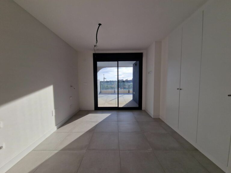 d8d00e3dd2d83aa8f5b8cd08a4d3c696 - 9