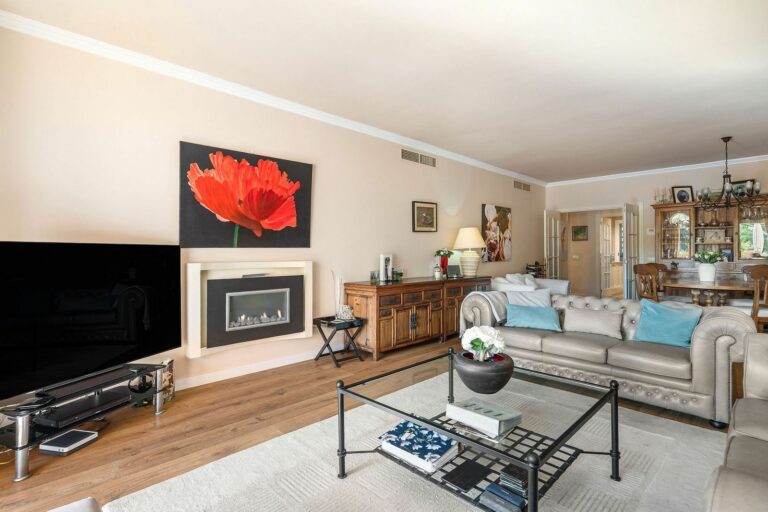 d8f1cfc8f6f6eab22c681d8ad3f5625b - 8