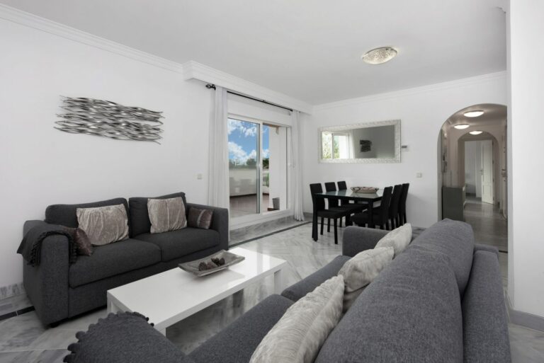 da90b47de64804eedc338dbba3a6c9fa - 7