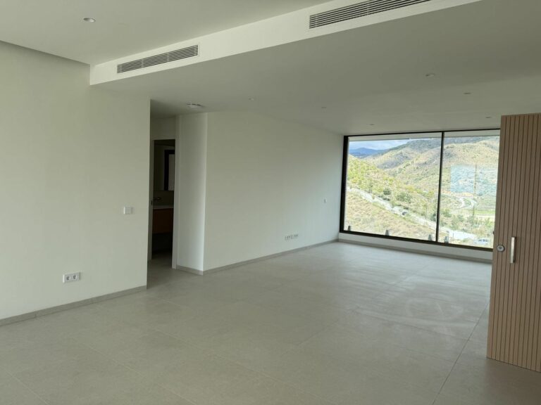 dac3a60d39f46532271d35c5e54a85df - 16