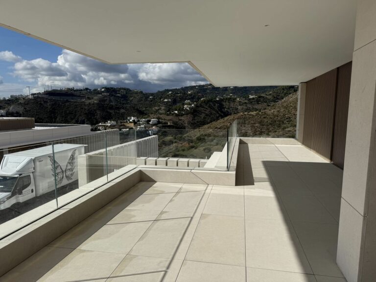 dac3a60d39f46532271d35c5e54a85df - 9