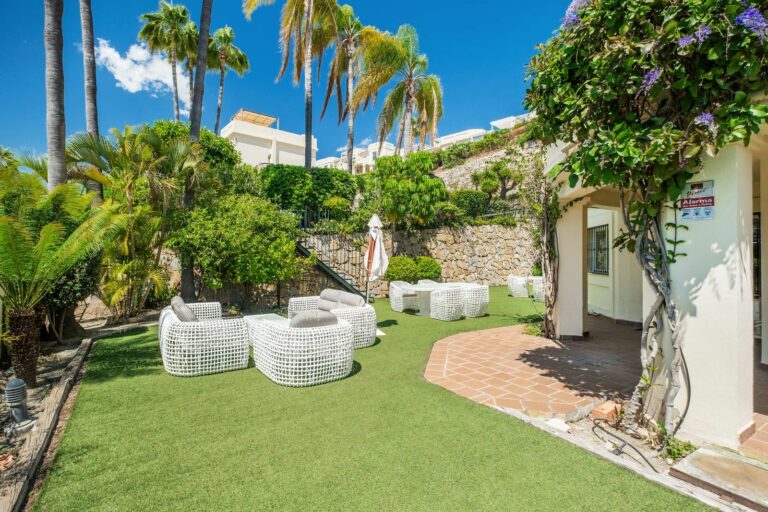 db5b61f821259f2bed29df7092e1930a - 6