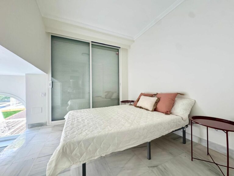 dc223848df302f1cab40d88e946d6da7 - 10