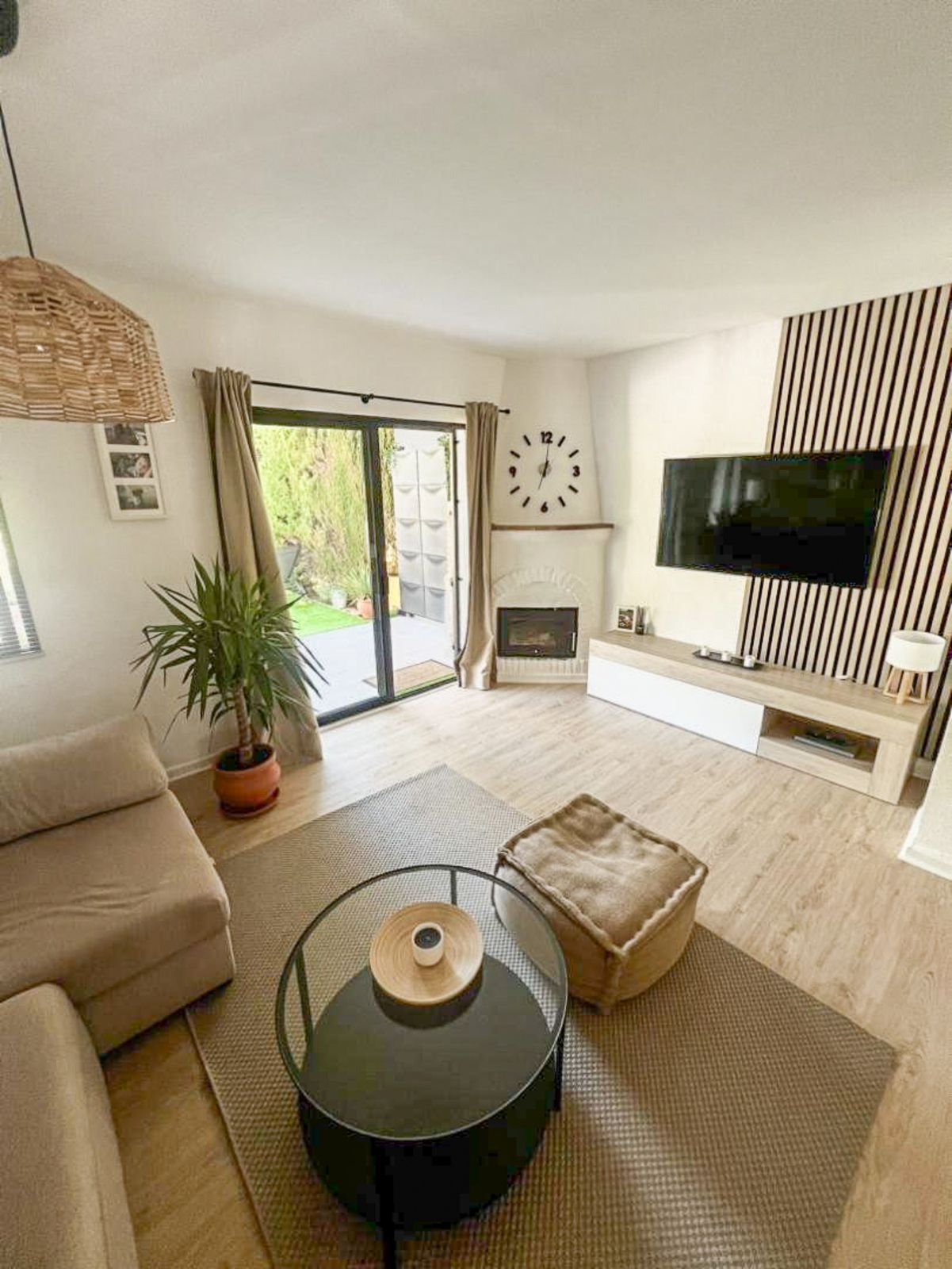 dfb65f5a26e2050348fc28705a1aed6d - 4