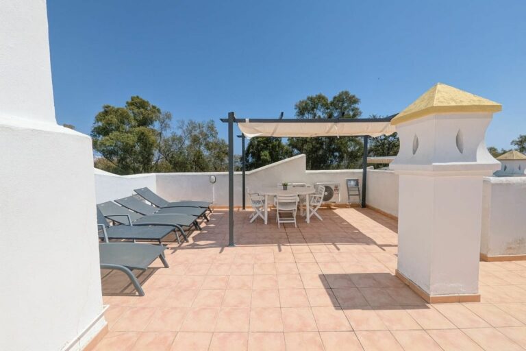 e0cdd0da997ab681c9e89b13f0047e75 - 11