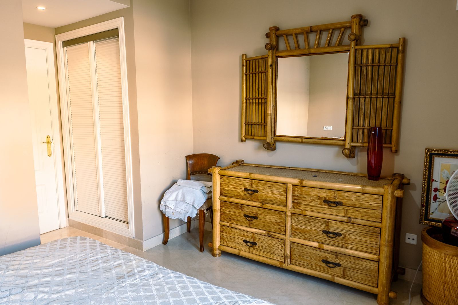 e2a1a279a3123f2276c43e2141956483 - 11