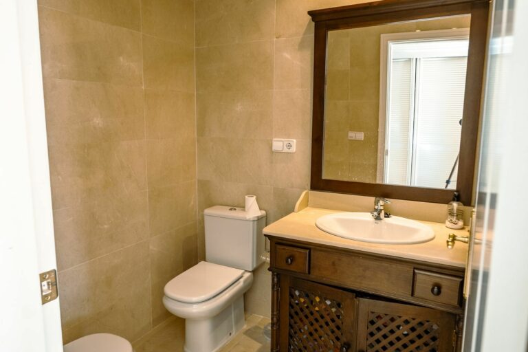 e2a1a279a3123f2276c43e2141956483 - 14