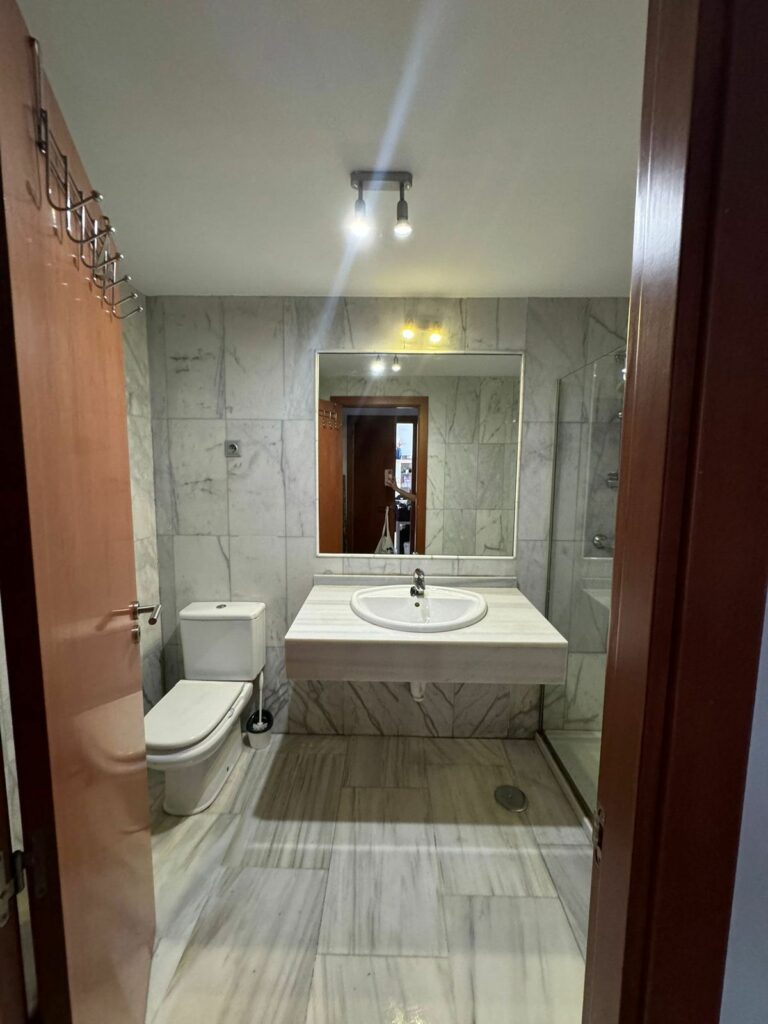 e2d5a4b0da0b39c5dfe9124cfde038d7 - 12