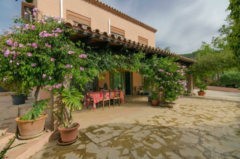 e40f02b45372f99829a65e919708d752 - 12