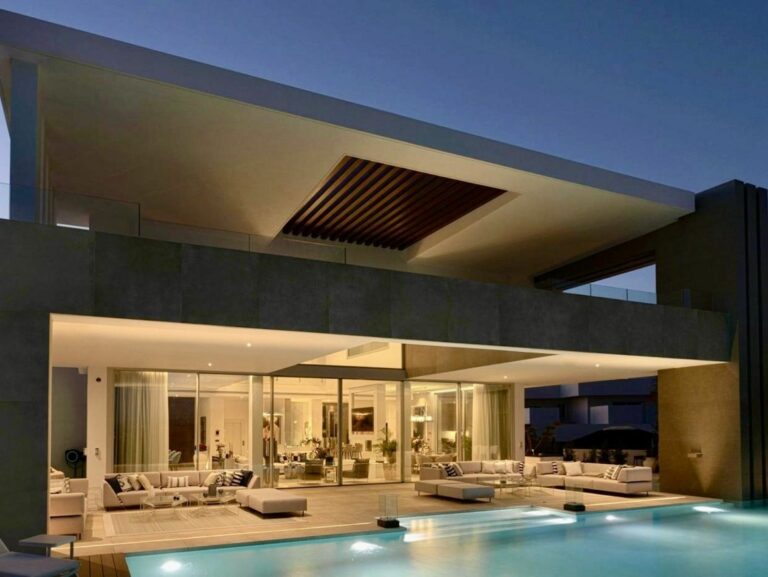 e48ec5dfb871e187081a8adb6dd1c1d4 - 12