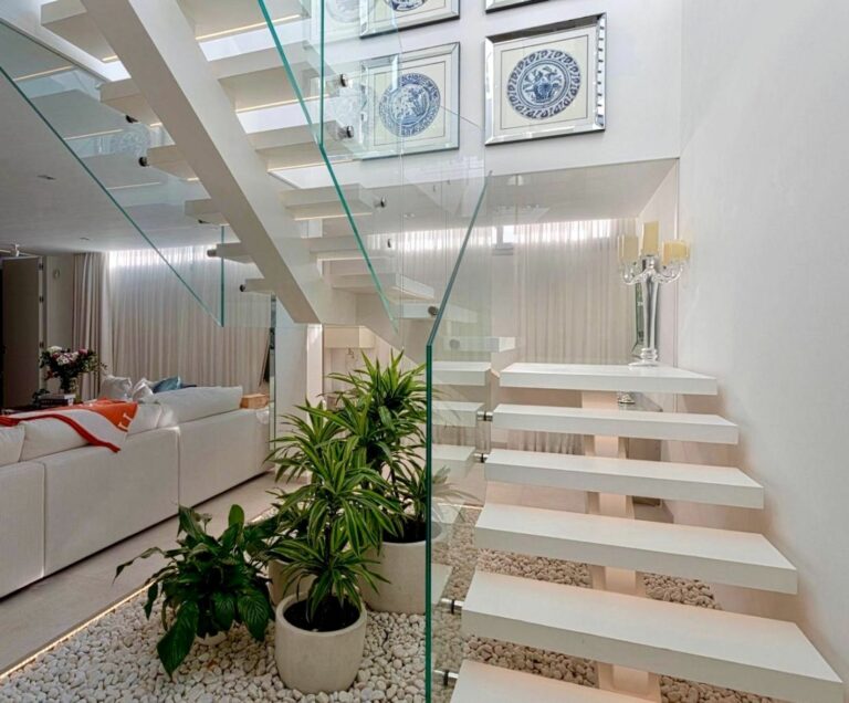 e48ec5dfb871e187081a8adb6dd1c1d4 - 9