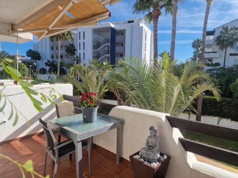 e494b5377f56d112204d294495c5f190 - 11