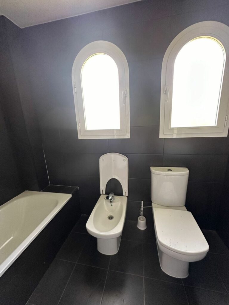 e5440dac43ea16312f4fd3f9efef7007 - 12