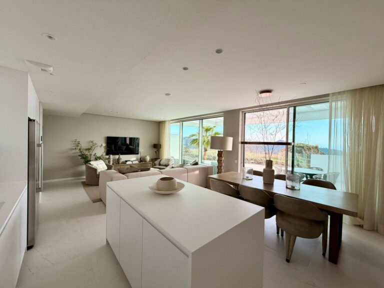 e6226169aa50254bbce0913fe65eb1ee - 10