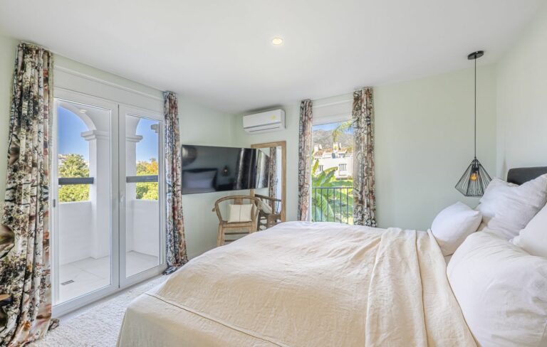 e68214b8ed9fc8483d94e708a2fe62cf - 16