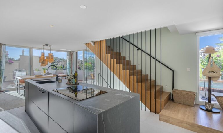 e68214b8ed9fc8483d94e708a2fe62cf - 7