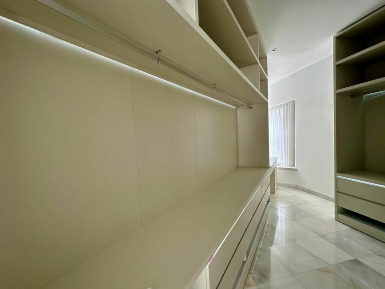 e6ad4645b7eefdcf7b1d77cc3b269cfb - 14