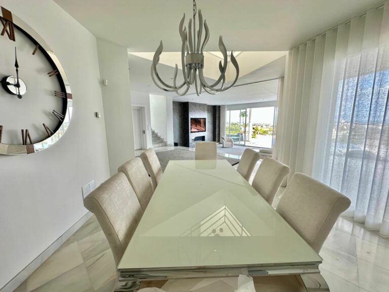 e6ad4645b7eefdcf7b1d77cc3b269cfb - 4