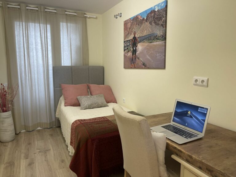 e6bb932f9c75398b6a7ef2617ef6ee14 - 11