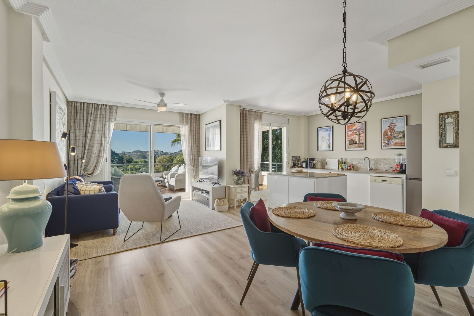 e6bb932f9c75398b6a7ef2617ef6ee14 - 4