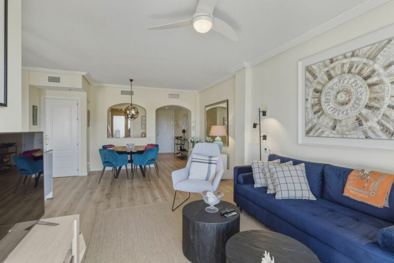 e6bb932f9c75398b6a7ef2617ef6ee14 - 6