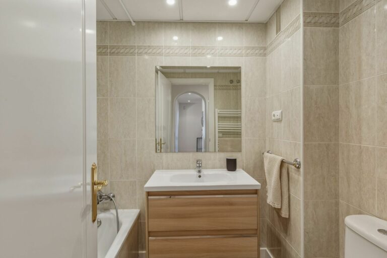 e6bb932f9c75398b6a7ef2617ef6ee14 - 9